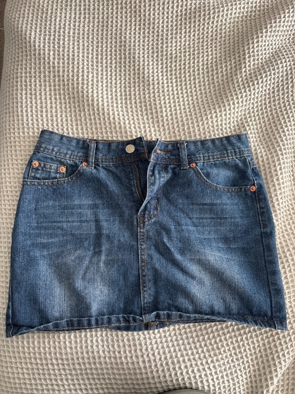 Jean mini skirt